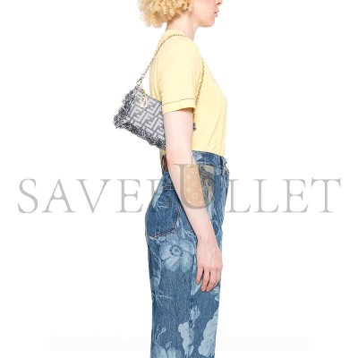 FENDI BAGUETTE POUCH FABRIC FF (20*10*5cm) FENDI BAGUETTE POUCH FABRIC FF (20*10*5cm)